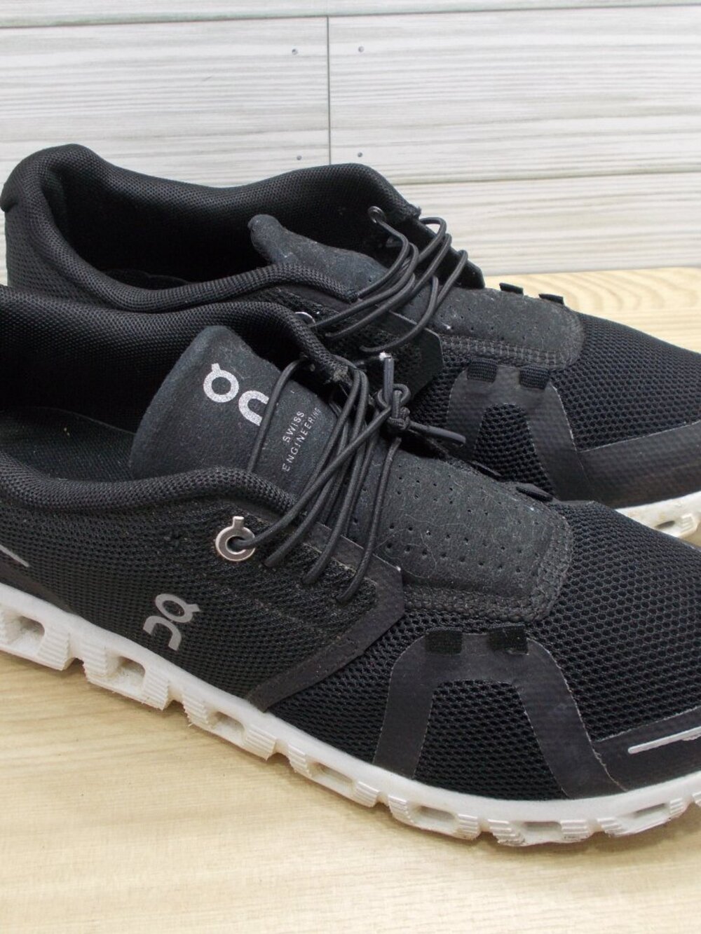 On Cloud Running Shoes Black Anthracite Men’s Size 7